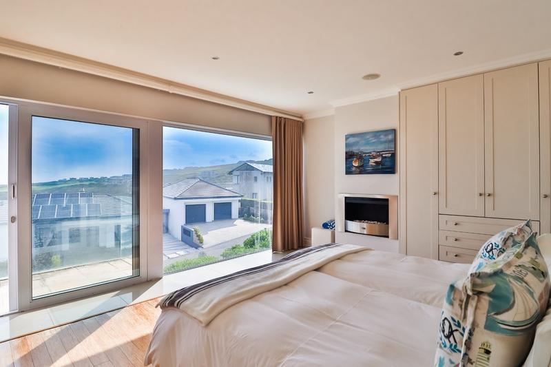 4 Bedroom Property for Sale in Pinnacle Point Golf Estate Western Cape